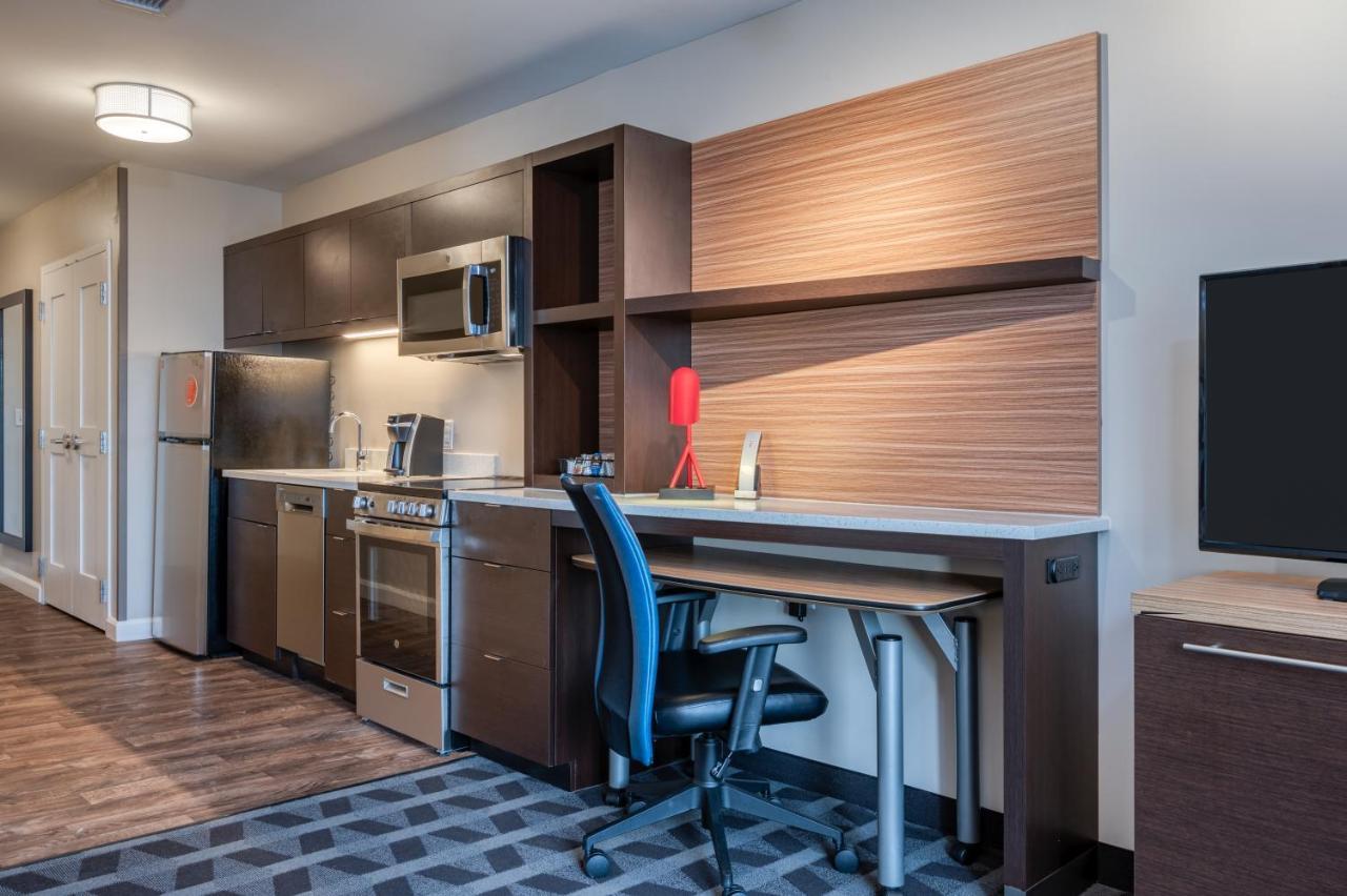 One-Bedroom King Suite with Sofa Bed