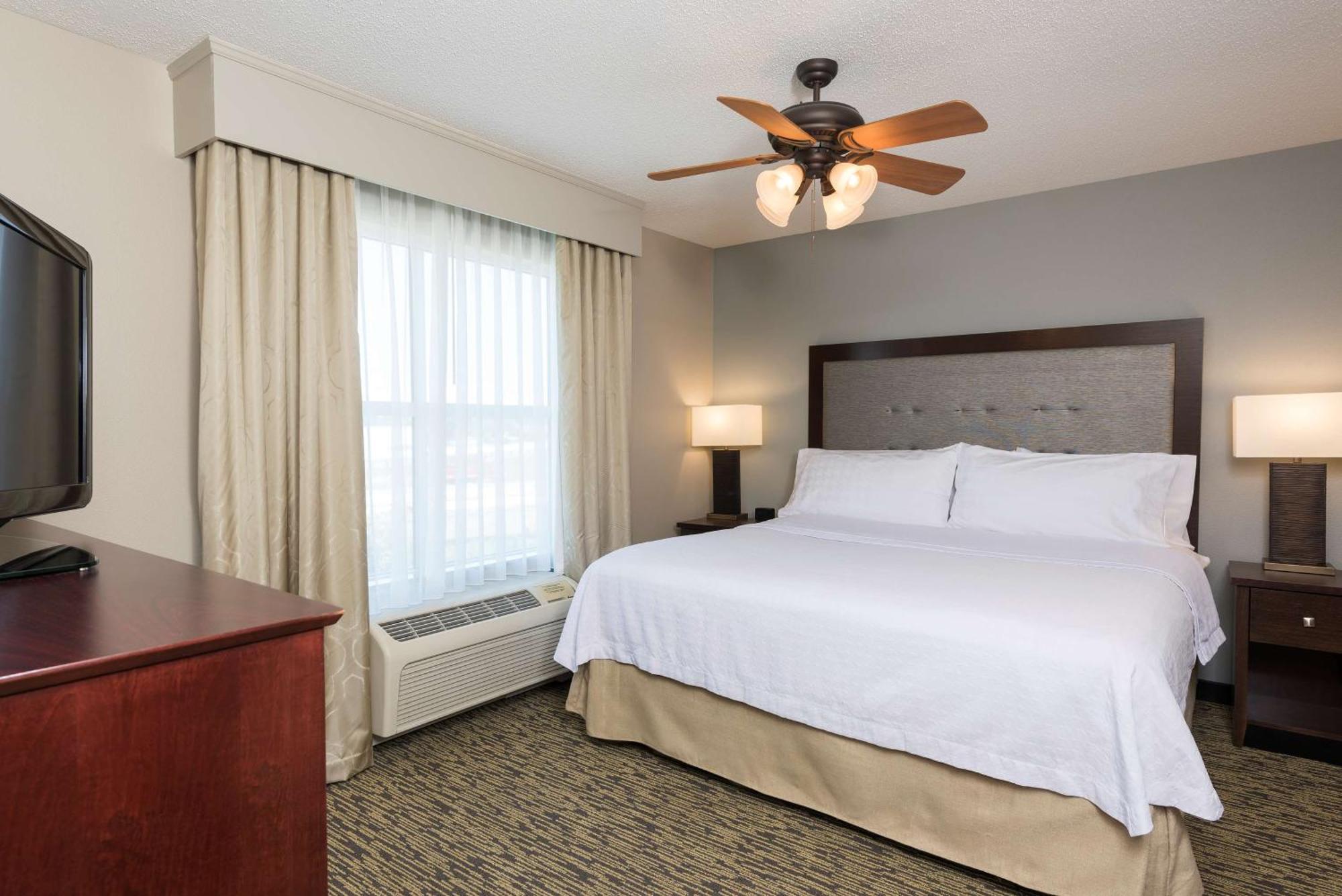 Two-Bedroom King Suite - Non-Smoking