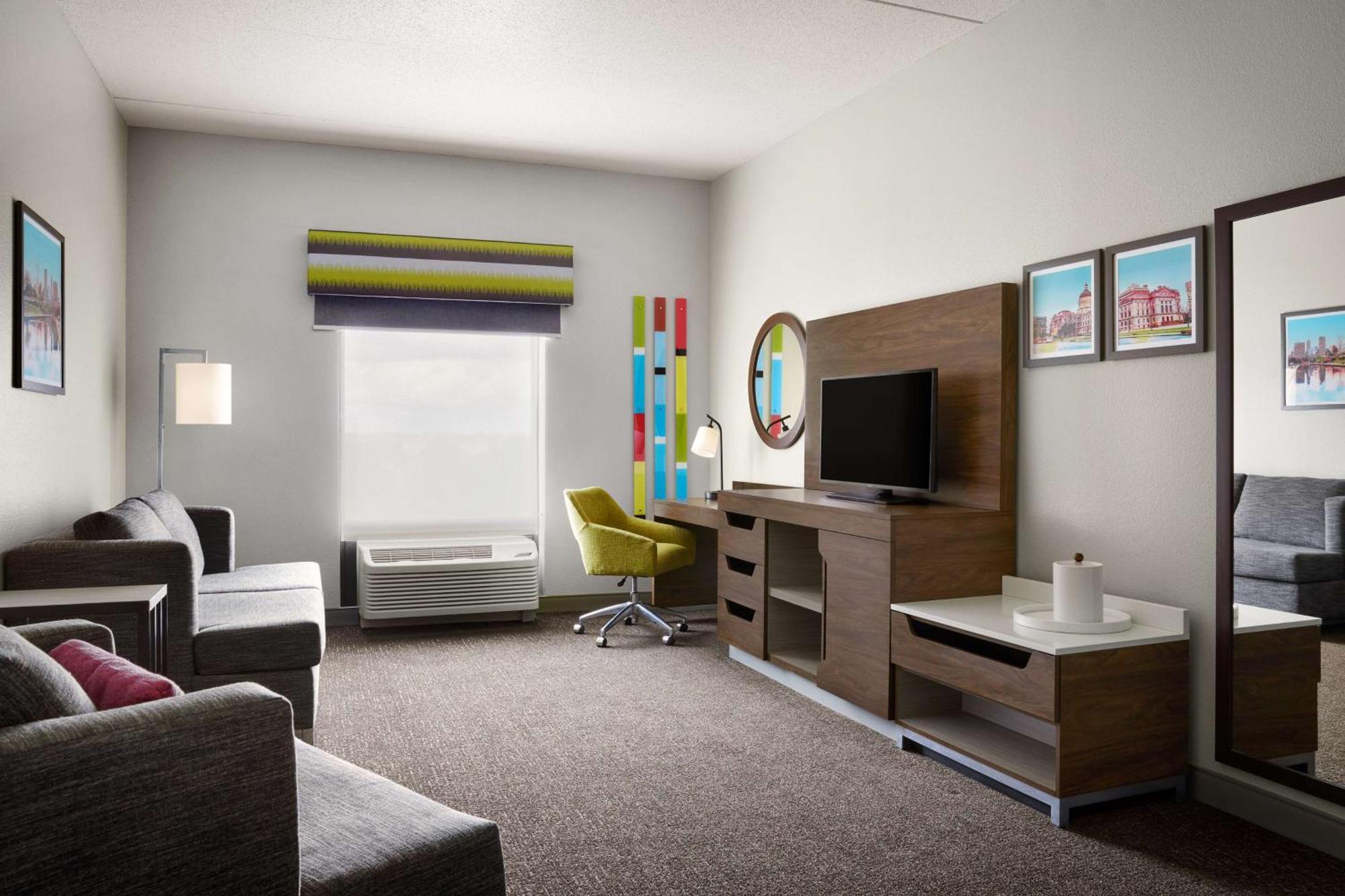 One-Bedroom King Suite with Sofa Bed - Non-Smoking,1552115278:JPEG