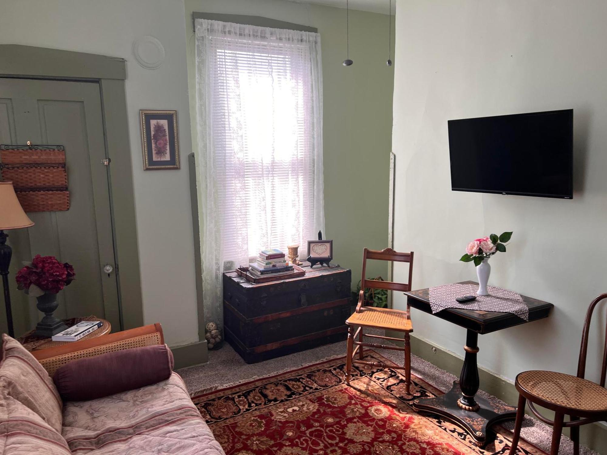 Deluxe Double Room Bath