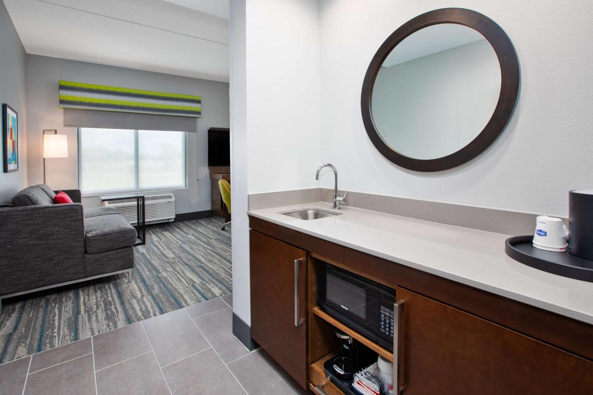 King Studio Suite