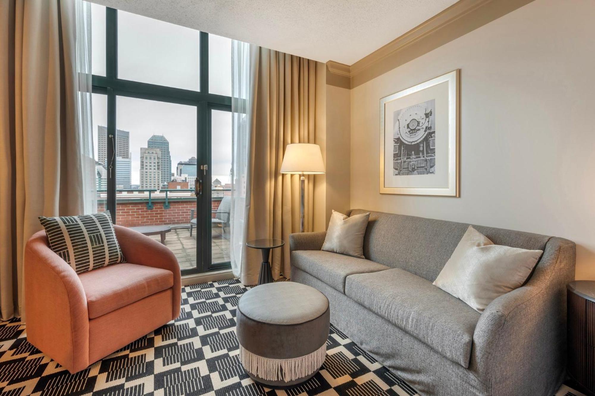 Premier King Room