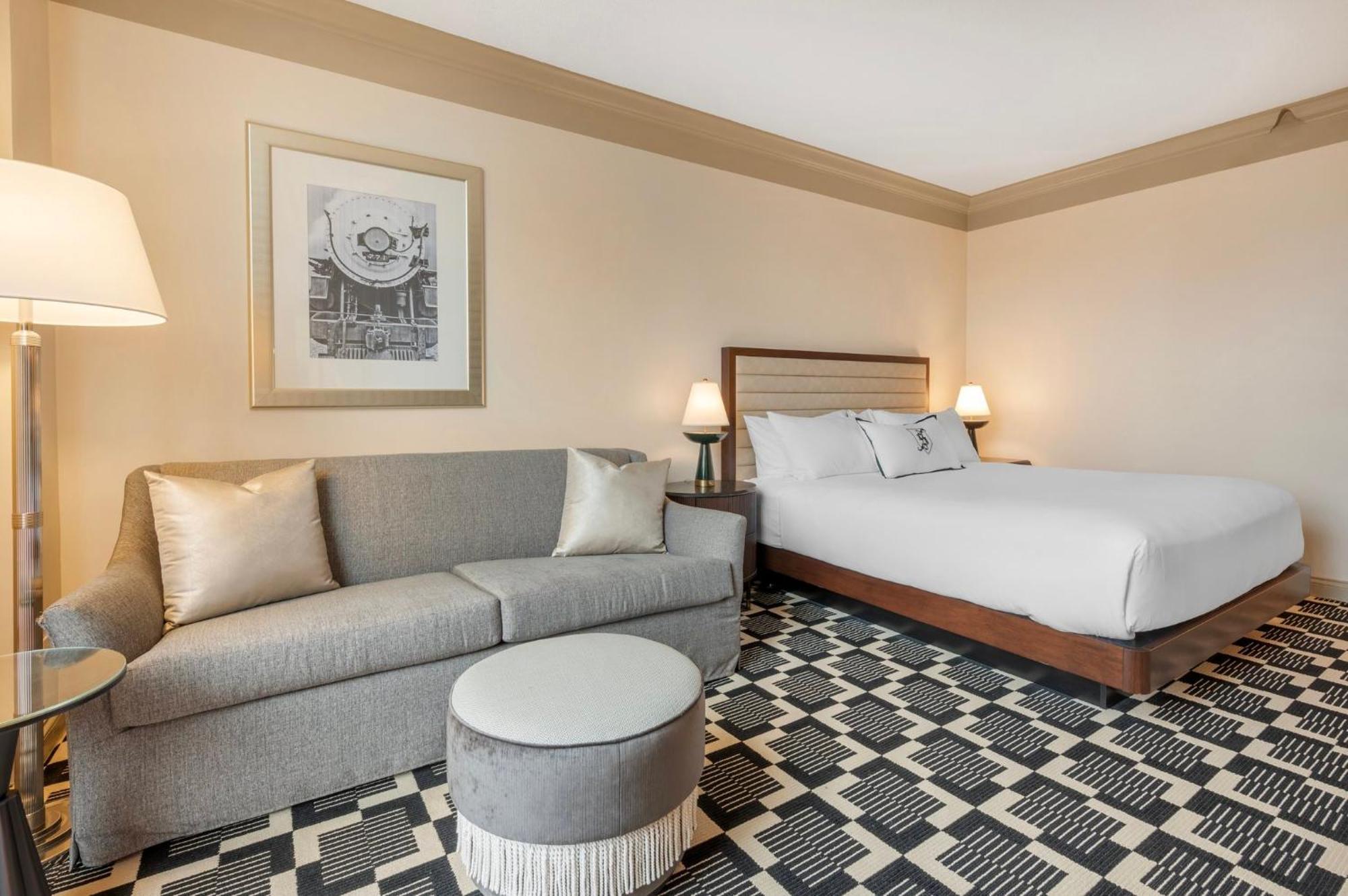 Premier King Room
