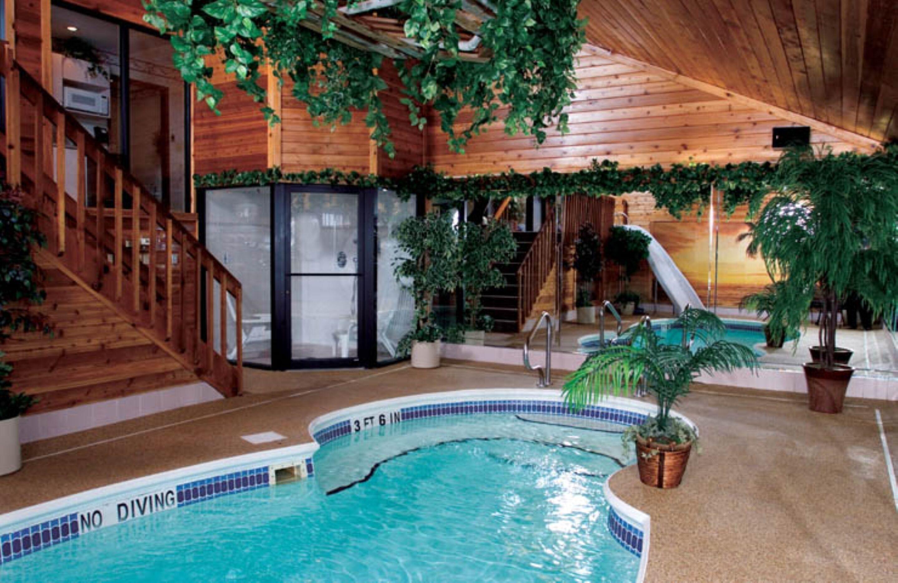 Chalet Swimming Pool Suite