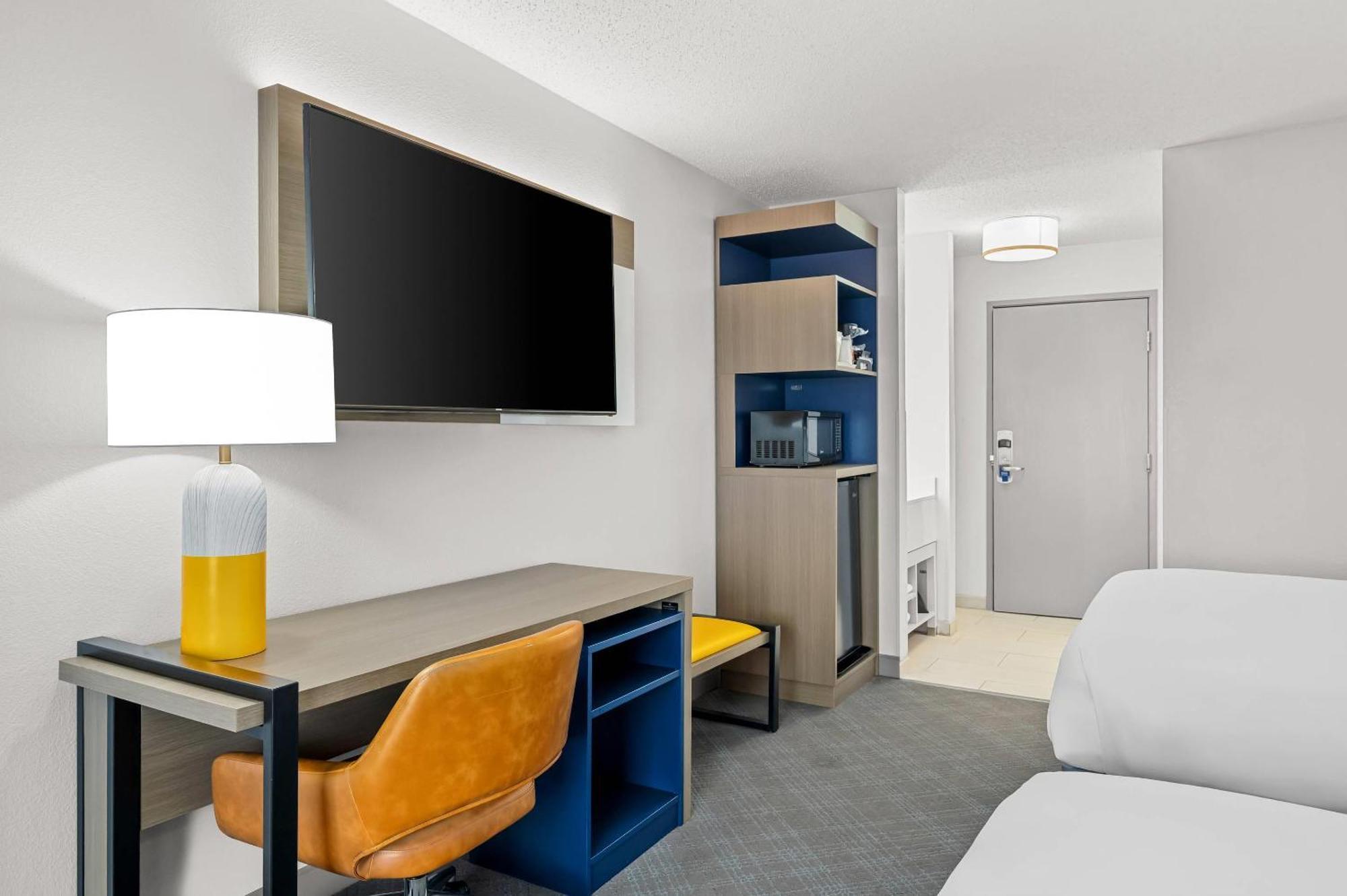Double Room Two Double Beds