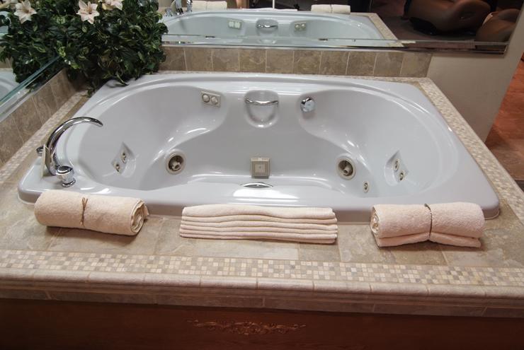 Chalet Swimming Pool Suite