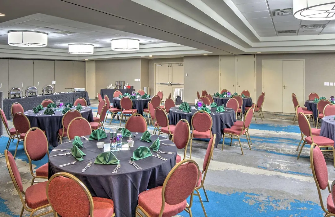 Embassy Suites By Hilton Indianapolis North-1