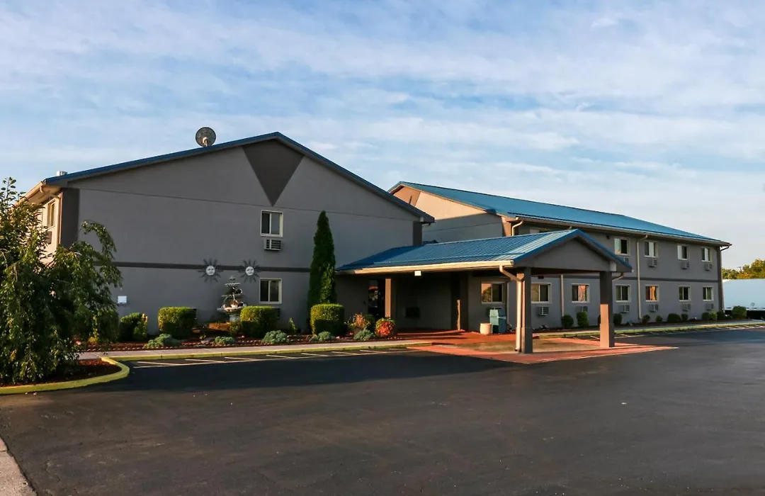 Super 8 By Wyndham Indianapolis Emerson-1