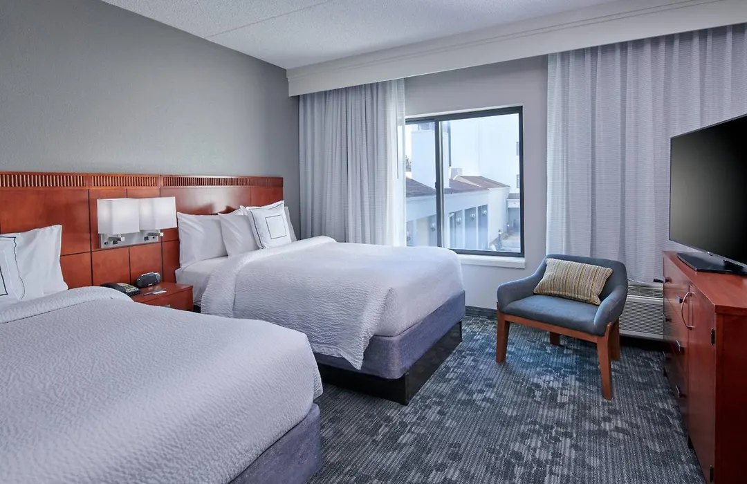 Courtyard By Marriott Indianapolis Castleton-1