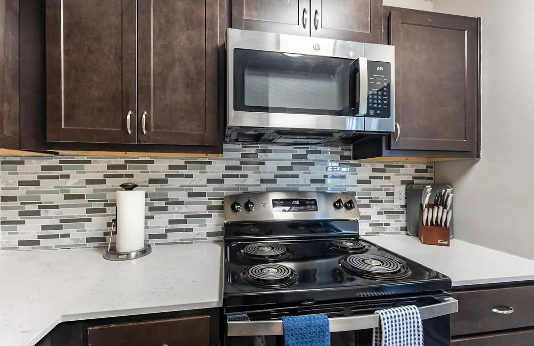 Lake Castleton Lakeside Apartments By Barsala-1