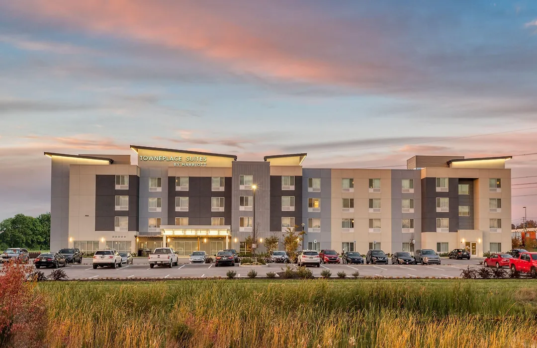 Towneplace Suites By Marriott Indianapolis Airport-1