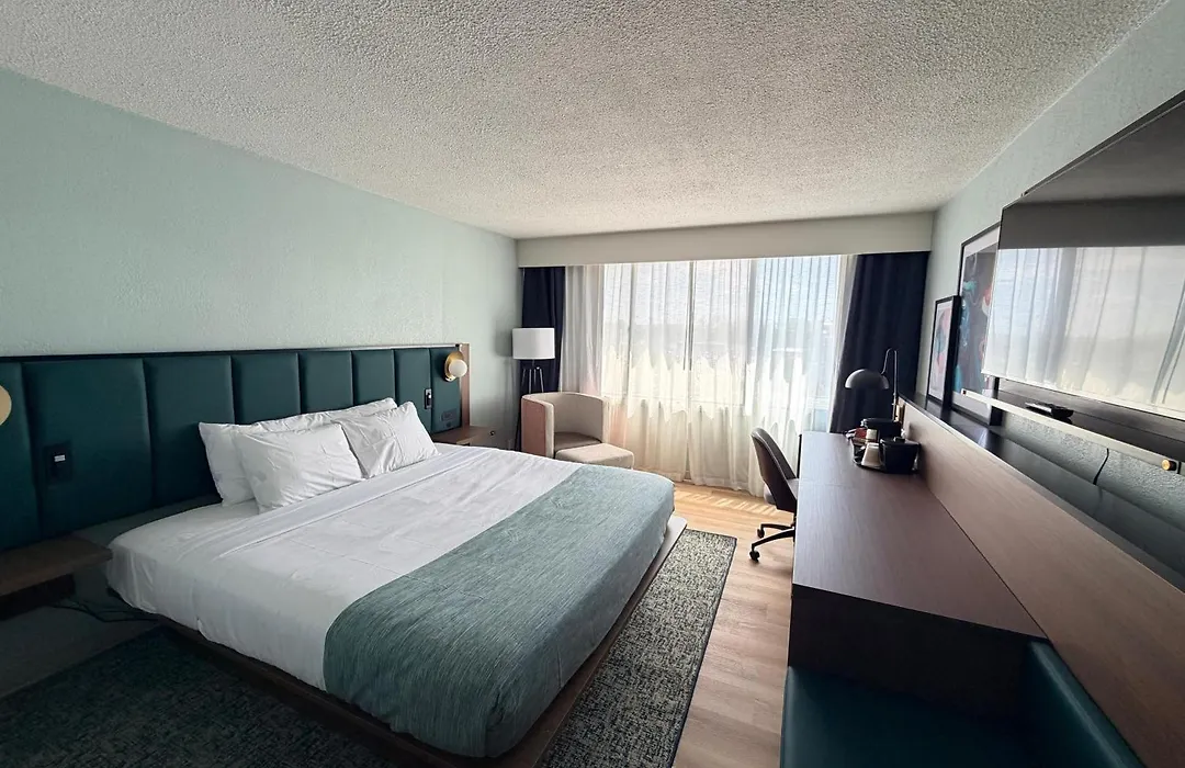 Indy Hotel-1
