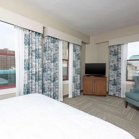 Hampton Inn Indianapolis Downtown Across From Circle Centre-2