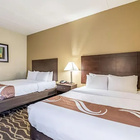 Quality Inn & Suites Southport-3