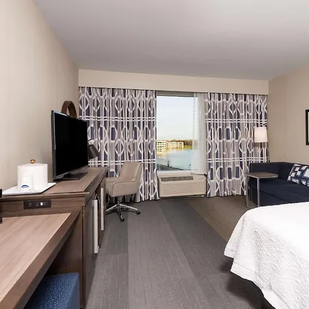 Hampton Inn & Suites Indianapolis-Keystone, In-2