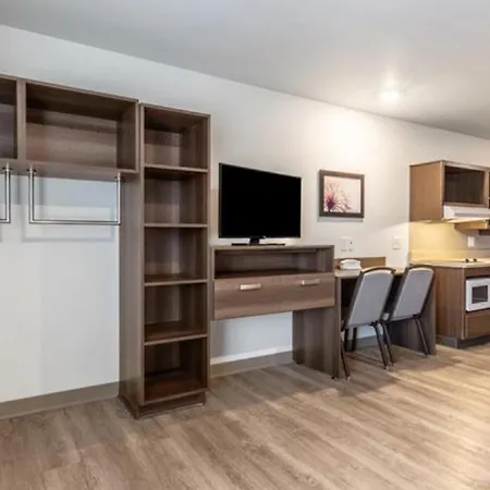 Woodspring Suites Indianapolis Castleton-3