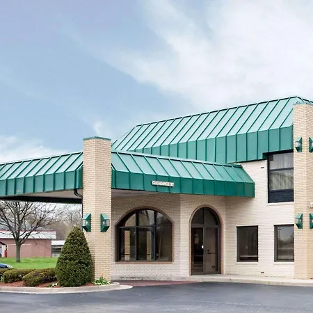 Quality Inn & Suites Indianapolis Northwest-2