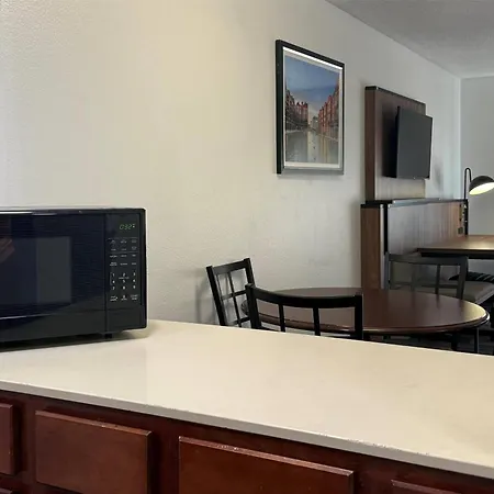 Wingate By Wyndham Airport - Rockville Road-2