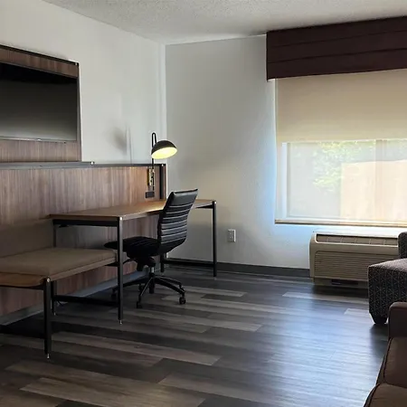 Wingate By Wyndham Airport - Rockville Road-3