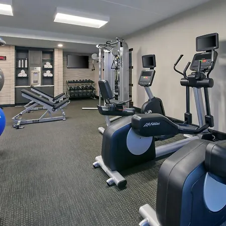 Courtyard By Marriott Indianapolis Castleton-2