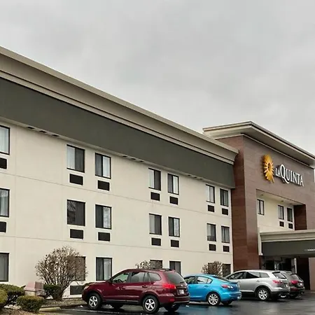 La Quinta Inn By Wyndham Indianapolis Airport Executive Dr-2