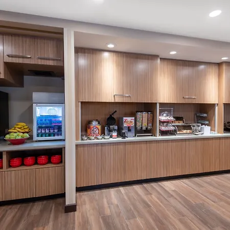 Towneplace Suites By Marriott Indianapolis Airport-3