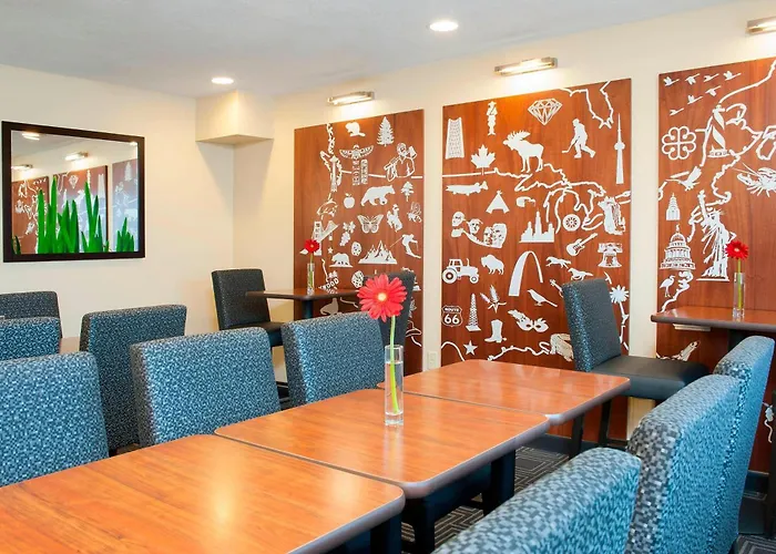 Towneplace Suites Indianapolis Park 100