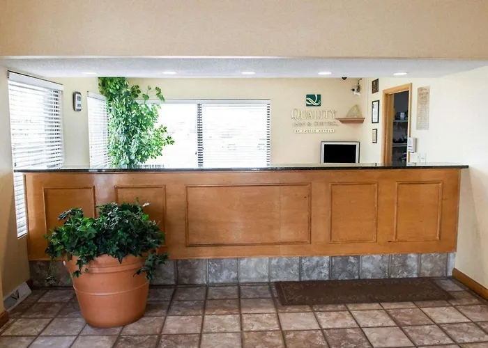 Quality Inn & Suites Indianapolis Northwest