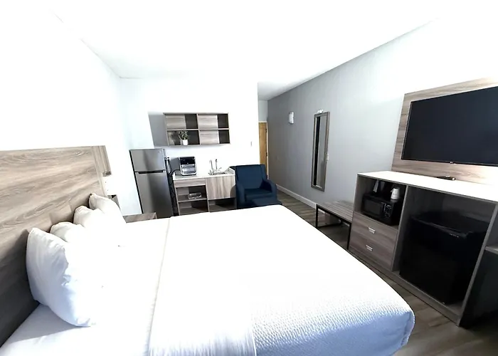 Baymont By Wyndham Indianapolis South Hotel