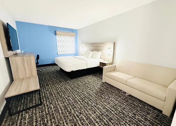 Baymont By Wyndham Indianapolis South Hotel