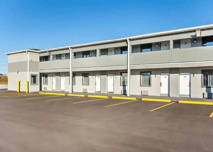Days Inn By Wyndham Indianapolis East Post Road