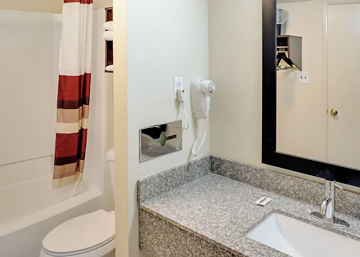 Red Roof Inn Indianapolis - Castleton