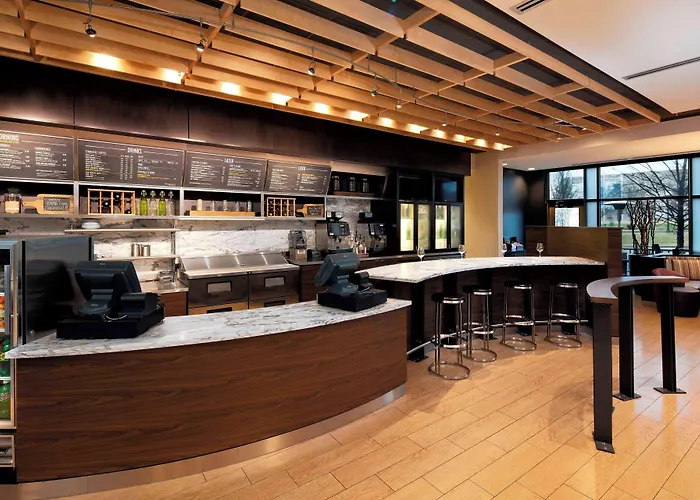 Courtyard By Marriott Indianapolis Downtown Hotel