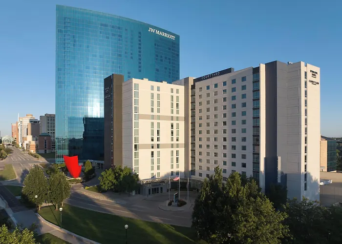Courtyard By Marriott Indianapolis Downtown Hotel
