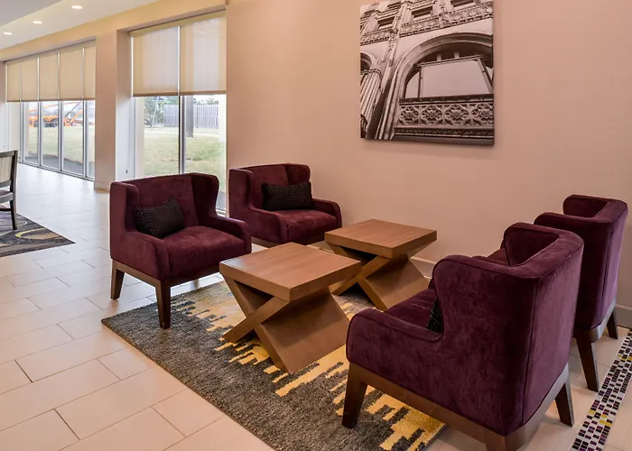La Quinta By Wyndham Indianapolis South Hotel